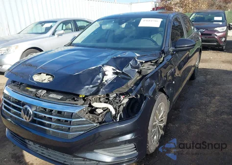 2019 Volkswagen Jetta 1.4T Sel from USA, damaged, VIN 3VWE57BU0KM236421